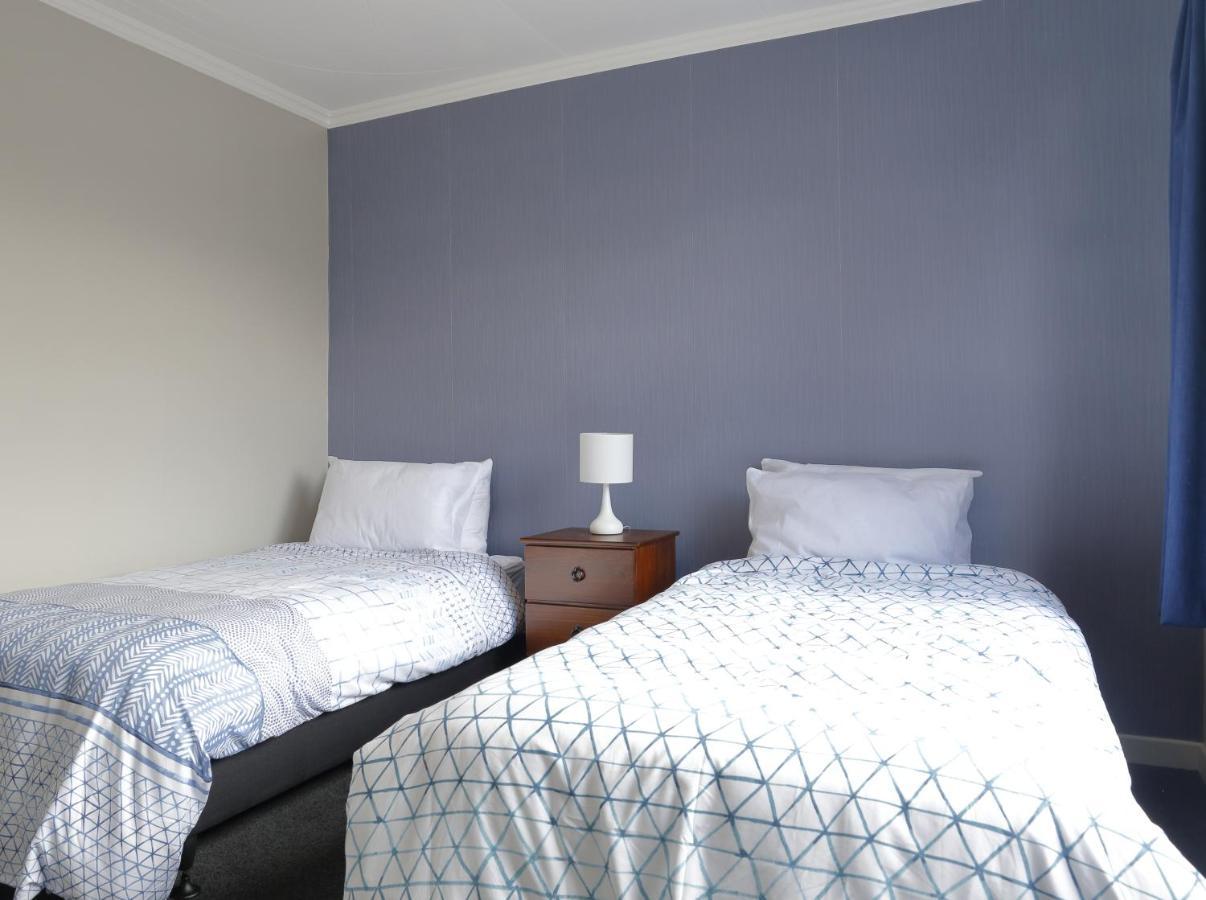 Mokonui Cottage - Te Anau Holiday Home ภายนอก รูปภาพ