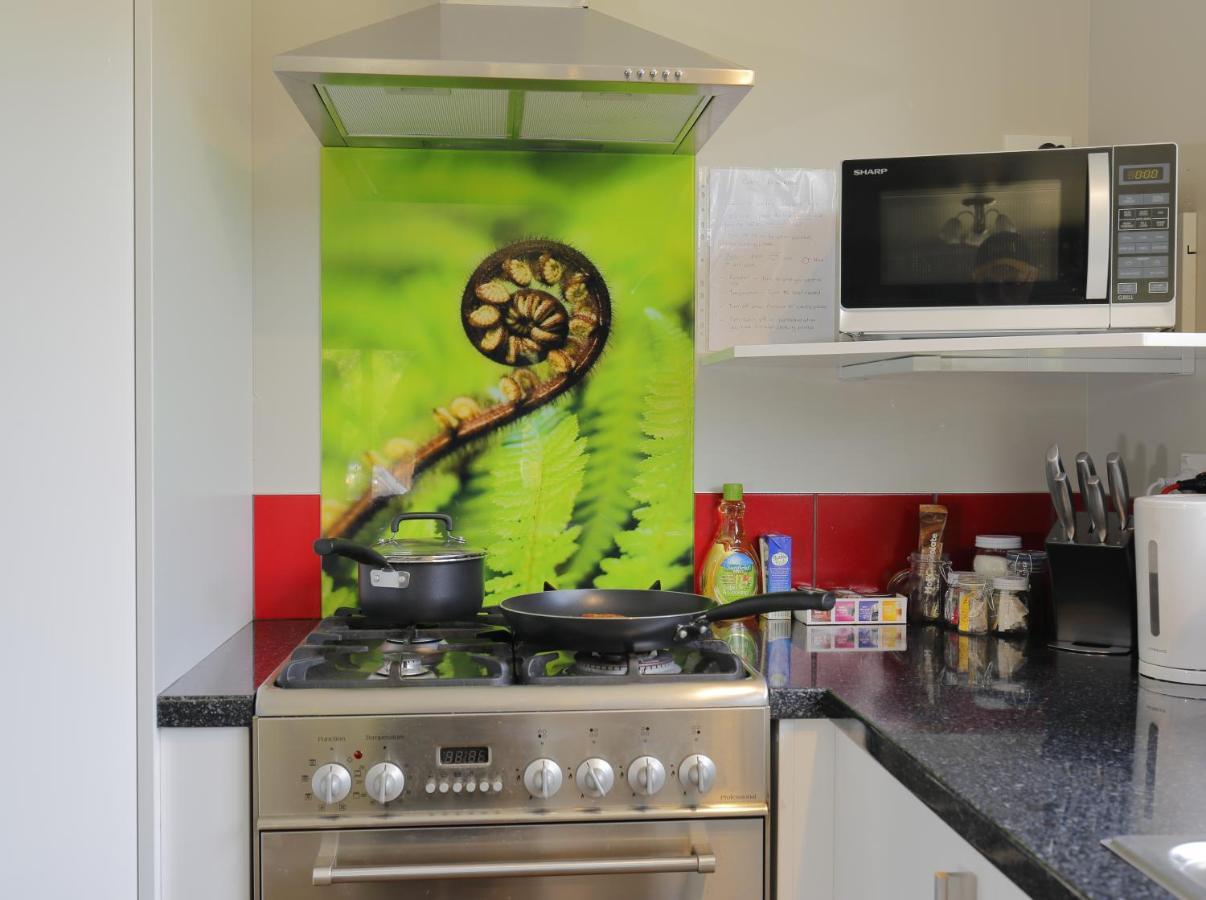 Mokonui Cottage - Te Anau Holiday Home ภายนอก รูปภาพ